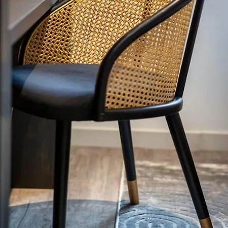 The Perfect For A Romantic Getaway Cozy And Intim Appartamento *