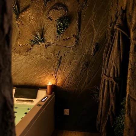 La Grotte Interdite - Love Room - Jacuzzi D'Exeption *