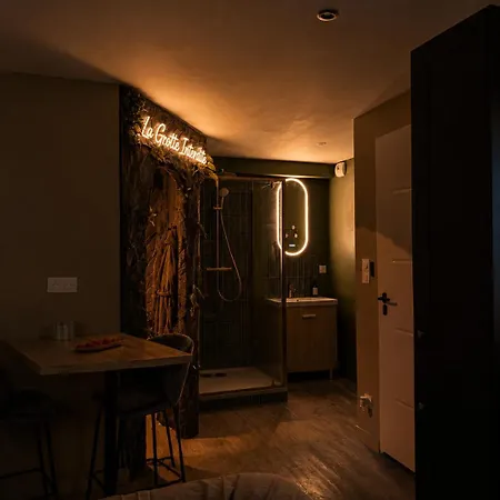 La Grotte Interdite - - Jacuzzi D'exeption Apartamento *